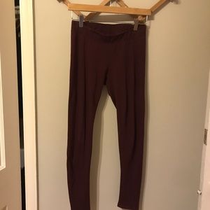 Pact Organic plum leggings